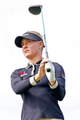 CINCINNATI, OH - SEPTEMBER 08: LPGA, Golf Damen golfer Charley Hull plays her tee shot on the 10th hole during the second round of the Kroger Queen City Championship on September 08, 2023, at the Kenwood Country Club in Cincinnati, Ohio. (Photo by Brian Spurlock Icon Sportswire) GOLF: SEP 08 LPGA Kroger Queen City Championship EDITORIAL USE ONLY Icon230908074