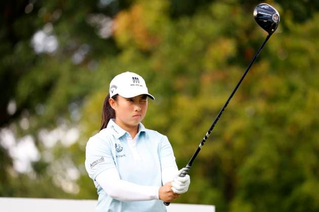 Sport Bilder des Tages CINCINNATI, OH - SEPTEMBER 08: LPGA, Golf Damen golfer Ruoning Yin lines up her tee shot on the 6th hole during the second round of the Kroger Queen City Championship at the Kenwood Country Club in Cincinnati, Ohio. (Photo by Brian Spurlock Icon Sportswire) GOLF: SEP 08 LPGA Kroger Queen City Championship EDITORIAL USE ONLY Icon230908110
