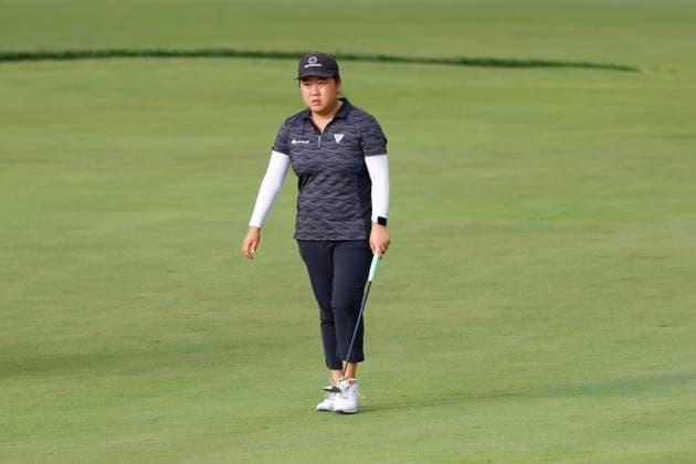 CINCINNATI, OH - SEPTEMBER 08: LPGA, Golf Damen golfer Ruixin Liu walks the 5th hole during the second round of the Kroger Queen City Championship at the Kenwood Country Club in Cincinnati, Ohio. (Photo by Brian Spurlock Icon Sportswire) GOLF: SEP 08 LPGA Kroger Queen City Championship EDITORIAL USE ONLY Icon230908114