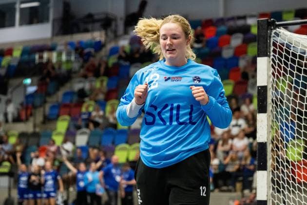 230909 Hallbys Christina Lövgren Hallberg jublar under matchen i Handbollsligan dam mellan Hallby och Skövde den 9 september 2023 i Jönköping. Copyright: CARLxSANDIN BB230909CS017