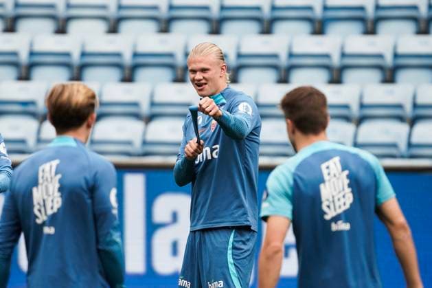 Sport Themen der Woche KW36 Sport Bilder des Tages EM-kvalifisering fotball Oslo 20230909. Erling Braut Haaland pa treningen. Landslaget menn forbereder seg til EM-kvalifisering mot Georgia. Foto: Heiko Junge NTB Oslo Norge EDITORIAL USE ONLY. RESTRICTED USE FOR BETTING COMPANIES Ref:_SPOXIbKxzwqruc.jpg  Copyright: xHeikoxJungex xNTBx