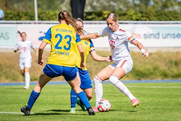 DFB Pokal Frauen, SFC Stern 1900 vs 1. FC Koeln. Berlin, 09.09.2023 Diana Ivonne Steinmeyer (SFC Stern 1900, 23) Sharon Beck (1. FC Koeln, 10) DFB Pokal Frauen 2. Runde, SFC Stern 1900 vs 1. FC Koeln, Stadion Lichterfelde, Berlin 09.09.2023 DFL REGULATIONS PROHIBIT ANY USE OF PHOTOGRAPHS AS IMAGE SEQUENCES AND OR QUASI-VIDEO. Copyright: xBEAUTIFULxSPORTS LucianoxLimax