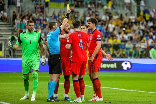 Ukraine v England UEFA European 2024 Qualifier 09 09 2023. Harry Maguire (6) of England receives a yellow card during the UEFA European 2024 Qualifier match between Ukraine and England at Wroclaw Stadium, Wroclaw, Poland on 9 September 2023. Editorial use only , Copyright: xNigelxKeenex PSI-17984-0146