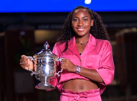 Sport Themen der Woche KW36 September 9, 2023, Flushing Meadows, New York, USA: Coco Gauff poses with the 2023 U.S. Open Championship Trophy after winning the 2023 US Open WomenÃ¢â‚¬â ¢s Final match against Aryna Sabalenka held at the USTA Billie Jean King National Tennis Center on Saturday September 9, 2023 in the Flushing neighborhood of the Queens borough of New York City. JAVIER ROJAS PI Flushing Meadows USA - ZUMAp124 20230909_zaa_p124_091 Copyright: xJavierxRojasx