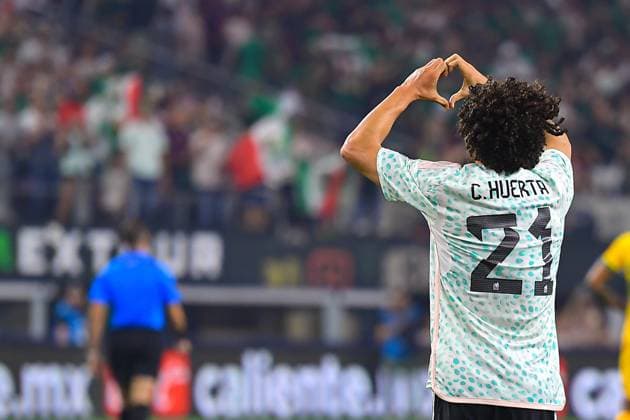 RECORD DATE NOT STATED Seleccion Mexicana 2023 Mexico vs Australia Cesar Huerta celebrates his goal 2-2 of Mexico during the game Mexico (Mexican national team, Nationalteam vs Australian National Team, International Friendly, Länderspiel, Nationalmannschaft at the AT-T Stadium, on September 9, 2023. <br><br> Cesar Huerta celebra su gol 2-2 en su Debut con Mexico durante el partido Mexico (Seleccion Mexicana) vs Australia, Amistoso Internacional, en el Estadio AT-T, el 9 de septiembre de 2023. ARLINGTON CDMXTEXAS ESTADOS UNIDOS  Copyright: xAdrianxMaciasx 20230909231518_SMN_23_AM_MEX_AUS_HUERTA285
