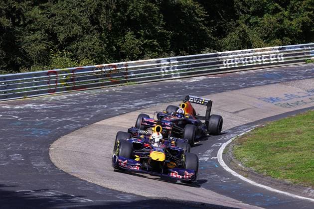 Bilder des Jahres 2023, Sport 09 September Sport Themen der Woche KW36 09.09.2023, Nürburgring, Nürburg, Red Bull Show Event Nürburgring 2023 , im Bild Sebastian Vettel und Davis Coulthard im Red Bull Formel 1 Auto auf der Nordschleife. Nürburg Nürburgring Rheinland-Pfalz Deutschland *** 09 09 2023, Nürburgring, Nürburg, Red Bull Show Event Nürburgring 2023 , in the picture Sebastian Vettel and Davis Coulthard in the Red Bull Formula 1 car on the Nordschleife Nürburg Nürburgring Rheinland Pfalz Germany  eu-images-506