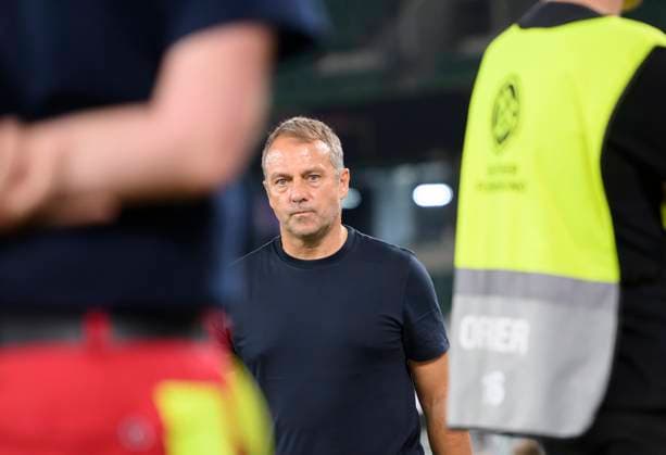 Trainer Bundestrainer Hans-Dieter Hansi FLICK (GER) auf dem Weg zum interview nach dem Spiel, Fussball Freundschaftsspiel, Deutschland (GER) - Japan (JPN) 1:4, am 09.09.2023 in Wolfsburg Deutschland. Â