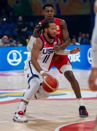 September 10, 2023, Manila, Philippines: FIBA World Cup Basketball 3rd 4th playoff U.S.A. vs Canada at the Mall of Asia Arena Manila Philippines. USAs Jalen BRUNSON in action. Manila Philippines - ZUMAr144 20230910_zap_r144_002 Copyright: xJaynexRussellx