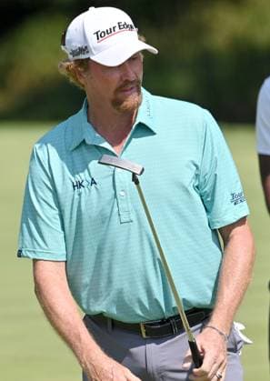 JENNINGS, MO - SEPTEMBER 10: Tim Petrovic reacts after missing a putt on the 2 green during the final round of the PGA, Golf Herren Tour Champions Ascension Charity Classic on September 10, 2023, at Norwood Hills Country Club in Jennings, Mo. (Photo by Keith Gillett Icon Sportswire) GOLF: SEP 10 PGA Tour Champions Ascension Charity Classic EDITORIAL USE ONLY Icon230901021
