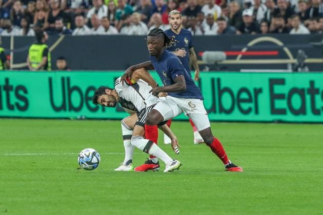 Fussball, Nationalmannschaft Saison 2023 2024 Freundschafts Länderspiel Deutschland - Frankreich 12.09.2023, SIGNAL-IDUNA-PARK Dortmund Ilkay Gündogan (Deutschland, 21) Eduardo Camavinga (Frankreich, 6) Dortmund Signal-Iduna-Park Nordrhein-Westfahlen Deutschland
