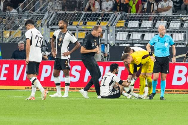Freundschaftsspiel Deutschland - Frankreich; 12.09.2023 Ilkay Guendogan (Deutschland, 21) verletzt am Boden, Freundschaftsspiel, Deutschland - Frankreich, 12.09.2023, Signal Iduna Park, Dortmund Copyright: xBEAUTIFULxSPORTS Meuselx
