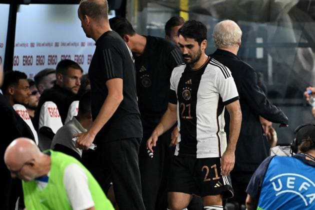 12.09.2023, xjhx, Fussball Länderspiel, Deutschland - Frankreich emspor, v.l. Verletzung verletzt Auswechslung Ilkay Gündogan (Deutsche Fussball Nationalmannschaft DFB) (DFL DFB REGULATIONS PROHIBIT ANY USE OF PHOTOGRAPHS as IMAGE SEQUENCES and or QUASI-VIDEO) Dortmund