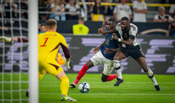 Dortmund, Germany. 12th Sep 2023. Randal Kolo Muani (FRA), Antonio Rüdiger (Deutschland) Deutschland - Frankreich 12.09.2023