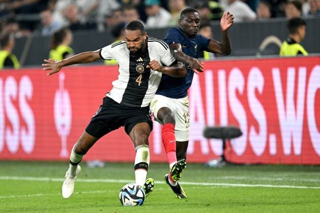 DORTMUND - (l-r) Jonathan Tah of Germany, Randal Kolo Muani of France during the friendly Interland match between Germany and France at the Signal Iduna Park on September 12, 2023 in Dortmund, Germany. ANP Hollandse Hoogte International Friendly, Länderspiel, Nationalmannschaft 2023 2024 xVIxANPxSportx xGerritxvanxKeulenxIVx 478050029 originalFilename: 478050029.jpg