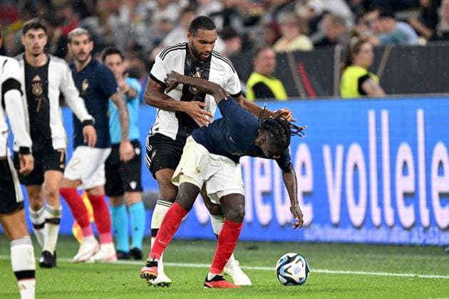 DORTMUND - (l-r) Jonathan Tah of Germany, Eduardo Camavinga of France during the friendly Interland match between Germany and France at the Signal Iduna Park on September 12, 2023 in Dortmund, Germany. ANP Hollandse Hoogte International Friendly, Länderspiel, Nationalmannschaft 2023 2024 xVIxANPxSportx xGerritxvanxKeulenxIVx 478051050 originalFilename: 478051050.jpg