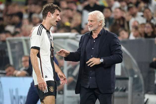 Rudi Voller et THOMAS MÜLLER 13 (ALE) FOOTBALL : Allemagne vs France - Match amical -Signal Iduna Park Dortmund - 12 09 2023 ElyxandroCegarra Panoramic 