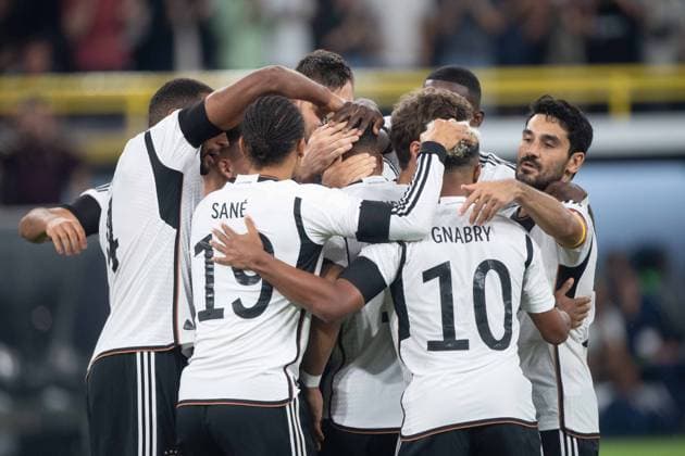 Thomas MUELLER (Müller) (GER) jubelt nach seinem Tor zum 1:0, mit Leroy SANE, Benjamin HENRICHS (GER) und Serge GNABRY (GER) und lkay GUENDOGAN (Gündogan) (GER), Jubel, jubeln, Freude, cheers, Fussball Freundschaftsspiel, Deutschland (GER) - Frankreich (FRA) 2:1 am 12.09.2023 in Dortmund Deutschland. Â