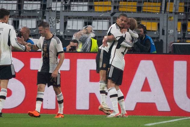 Leroy SANE (GER) jubelt nach seinem Tor zum 2:0, Jubel, jubeln, Freude, cheers, mit Julian BRANDT (GER), Fussball Freundschaftsspiel, Deutschland (GER) - Frankreich (FRA) 2:1 am 12.09.2023 in Dortmund Deutschland. Â