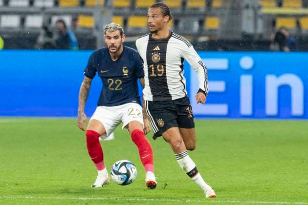 Freundschaftsspiel Deutschland - Frankreich; 12.09.2023 Leroy Sane (Deutschland, 19), Theo Hernandez (Frankreich, 22), Freundschaftsspiel, Deutschland - Frankreich, 12.09.2023, Signal Iduna Park, Dortmund Copyright: xBEAUTIFULxSPORTS Meuselx