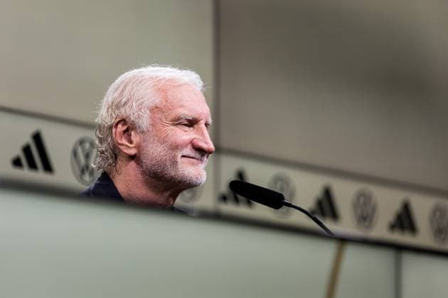 Freundschaftsspiel Deutschland - Frankreich; 12.09.2023 Rudi Voeller (DFB Direktor A-Nationalmannschaft, Interims-Trainer Deutschland) in der Pressekonferenz Freundschaftsspiel Deutschland - Frankreich, Dortmund, Signal Iduna Park am 12.09.2023 DFB REGULATIONS PROHIBIT ANY USE OF PHOTOGRAPHS AS IMAGE SEQUENCES AND OR QUASI-VIDEO. Copyright: xBEAUTIFULxSPORTS Wunderlx