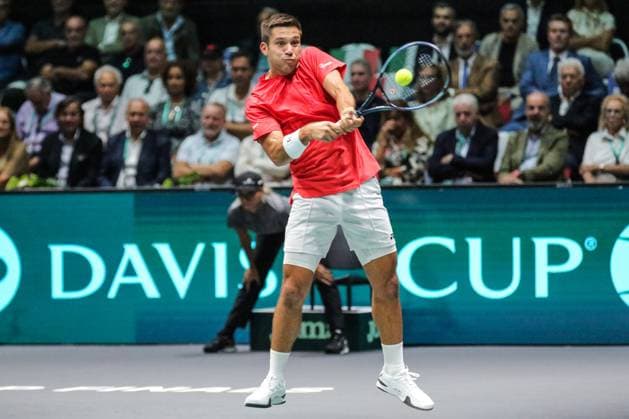 BOLOGNA, ITALY - SEPTEMBER 13: Alexis Galarneau of Canada returns a backhand against Lorenzo Sonego of Italy during Davis Cup Finals Group Stage Bologna - Day 2 at Unipol Arena on September 13, 2023 in Bologna, Italy. Bologna Unipol Arena Italy Copyright: xJustPictures.ch EurasiaxSportxImagesx jp-en-EuSpIm-1R3C4764