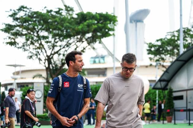 RICCIARDO Daniel (aus), Scuderia AlphaTauri AT04, portrait during the 2023 Formula 1 Singapore Airlines Singapore Grand Prix, 15th round of the 2023 Formula One World Championship, WM, Weltmeisterschaft from September 15 to 17, 2023 on the Marina Bay Street Circuit, in Singapore - F1 - SINGAPORE GRAND PRIX 2023 DPPI Panoramic  00123034_GOOD0867