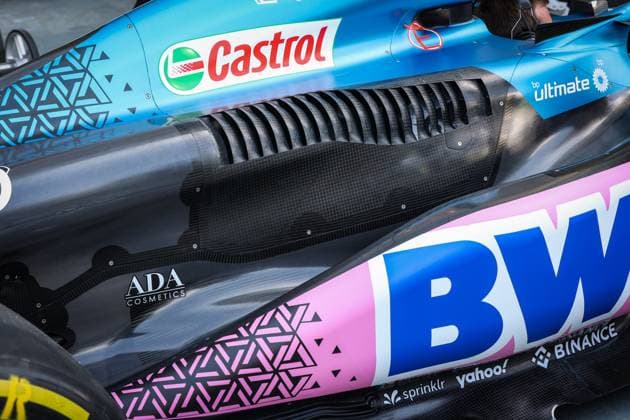 Alpine F1 Team A523, mechanical detail sidepod, sidepods, side pod during the 2023 Formula 1 Singapore Airlines Singapore Grand Prix, 15th round of the 2023 Formula One World Championship, WM, Weltmeisterschaft from September 15 to 17, 2023 on the Marina Bay Street Circuit, in Singapore - F1 - SINGAPORE GRAND PRIX 2023 DPPI Panoramic  00123034_AV6_5090