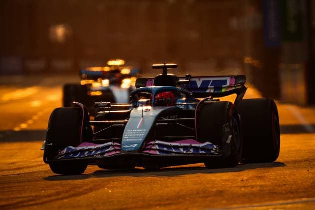 31 Esteban Ocon (FRA, BWT Alpine F1 Team), F1 Grand Prix of Singapore at Marina Bay Street Circuit on September 15, 2023 in Singapore, Singapore. (Photo by HOCH ZWEI) Singapore Singapore