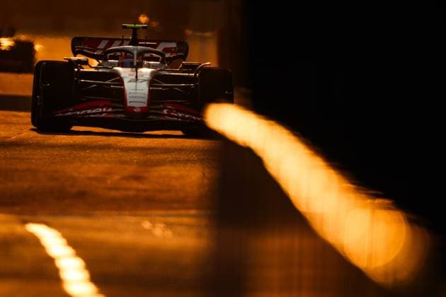 27 Nico Hulkenberg (DEU, MoneyGram Haas F1 Team), F1 Grand Prix of Singapore at Marina Bay Street Circuit on September 15, 2023 in Singapore, Singapore. (Photo by HOCH ZWEI) Singapore Singapore