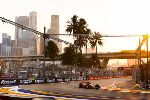 4 Lando Norris (GBR, McLaren F1 Team), F1 Grand Prix of Singapore at Marina Bay Street Circuit on September 15, 2023 in Singapore, Singapore. (Photo by HOCH ZWEI) Singapore Singapore
