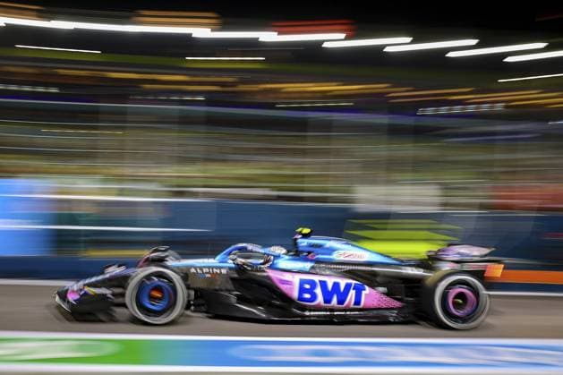10 PIERRE GASLY (FRA) BWT ALPINE F1 TEAM (FRA) ALPINE A523 - RENAULT FORMULE 1 : Grand prix de Singapour - Essais - 15 09 2023 MPSAgency Panoramic 