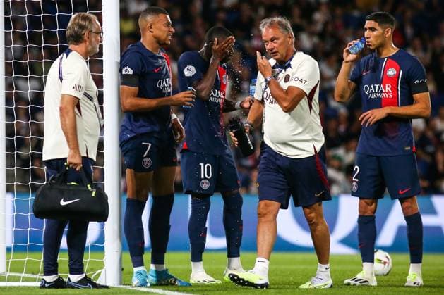 Paris Saint-Germain v OGC Nice - Ligue 1 Uber Eats Mbappe Lottin Kylian of Paris Saint-Germain during the Ligue 1 Uber Eats match between Paris Saint-Germain and OGC Nice - Ligue 1 Uber Eats at Parc des Princes, in Paris, France, on September 15, 2023. Paris France  Copyright: xIbrahimxEzzatx originalFilename:ezzat-parissai230915_npsea.jpg