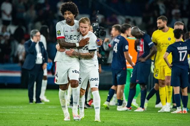 Dante (OGC Nice) Melvin Bard (OGC Nice) FOOTBALL : Paris Saint Germain - OGC Nice - Ligue 1 - JournÃ e 5 - 15 09 2023 BaptisteAutissier Panoramic 