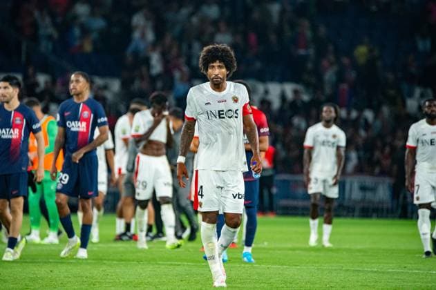 Dante (OGC Nice) FOOTBALL : Paris Saint Germain - OGC Nice - Ligue 1 - JournÃ e 5 - 15 09 2023 BaptisteAutissier Panoramic 