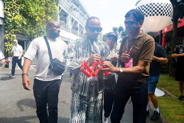 44 Lewis Hamilton (GBR, Mercedes-AMG Petronas F1 Team), F1 Grand Prix of Singapore at Marina Bay Street Circuit on September 16, 2023 in Singapore, Singapore. (Photo by HOCH ZWEI) Singapore Singapore