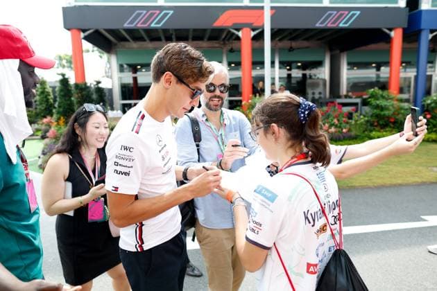 63 George Russell (GBR, Mercedes-AMG Petronas F1 Team), F1 Grand Prix of Singapore at Marina Bay Street Circuit on September 16, 2023 in Singapore, Singapore. (Photo by HOCH ZWEI) Singapore Singapore