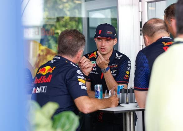 1 Max Verstappen (NLD, Oracle Red Bull Racing), F1 Grand Prix of Singapore at Marina Bay Street Circuit on September 16, 2023 in Singapore, Singapore. (Photo by HOCH ZWEI) Singapore Singapore