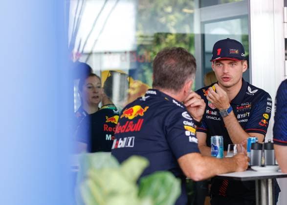 1 Max Verstappen (NLD, Oracle Red Bull Racing), F1 Grand Prix of Singapore at Marina Bay Street Circuit on September 16, 2023 in Singapore, Singapore. (Photo by HOCH ZWEI) Singapore Singapore