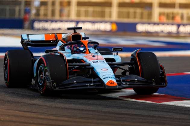 16th September 2023; Marina Bay Street Circuit, Singapore; 2023 Formula 1 Singapore Airlines Singapore Grand Prix; Qualifying Day; Number 23 Williams driver Alex Albon during practice 3 before the qualifying sessions for tomorrows race  ActionPlus12553878 StephenxBlackberry