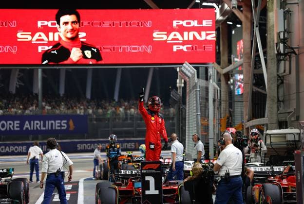 Sport Bilder des Tages 55 Carlos Sainz (ESP, Scuderia Ferrari), F1 Grand Prix of Singapore at Marina Bay Street Circuit on September 16, 2023 in Singapore, Singapore. (Photo by HOCH ZWEI) Singapore Singapore