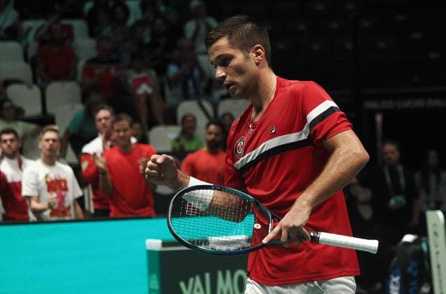 Tennis, Davis Cup, Kanada - Chile Photo Michele Nucci LaPresse - September 16, 2023 Bologna, Italy - tennis - Canada vs. Chile - Finals group A - Alexis Galarneau (CAN) vs. Alejandro Tabilo (CHI) - Davis Cup 2023 - Unipol Arena. In the pic: Alexis Galarneau jubilates for the victory  Copyright: xMichelexNucci LaPresse MichelexNx
