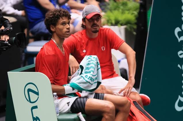 Tennis, Davis Cup, Kanada - Chile Photo Michele Nucci LaPresse - September 16, 2023 Bologna, Italy - tennis - Canada vs. Chile - Finals group A - Gabriel Diallo (CAN) vs. Nicolas Jarry (CHI) - Davis Cup 2023 - Unipol Arena. In the pic: Gabriel Diallo and Frank Dancevic  Copyright: xMichelexNucci LaPressex