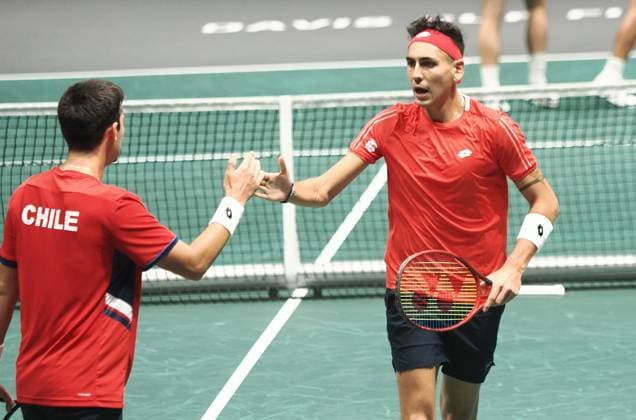 Tennis, Davis Cup, Kanada - Chile Photo Michele Nucci LaPresse - September 16, 2023 Bologna, Italy - tennis - Canada vs. Chile - Finals group A - double match between Alexis Galarneau and Vasek Pospisil (CAN) vs. Alejandro Tabilo and Tomas Barrios Vera (CHI) - Davis Cup 2023 - Unipol Arena. In the pic: Alejandro Tabilo e Tomas Barrios Vera  Copyright: xMichelexNucci LaPressex