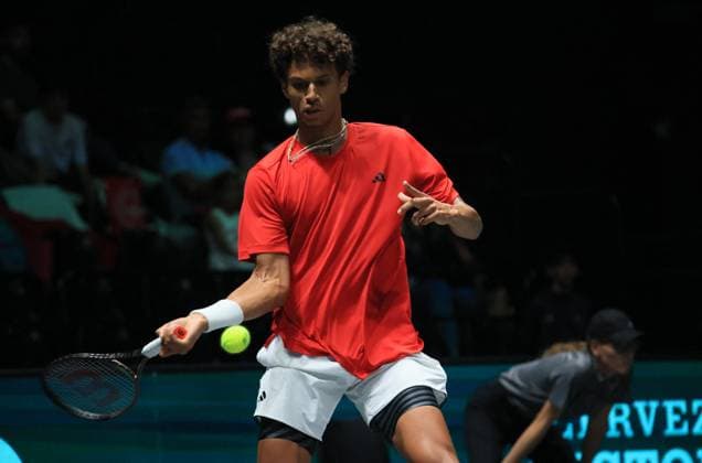 Tennis, Davis Cup, Kanada - Chile International Tennis match - 2023 Davis Cup - Canada vs Chile Gabriel Diallo during the group A match of the Davis tennis cup final Canada vs Chile at Unipol arena, Bologna, Italy, September 16, 2023 - photo c.b. Bologna Italy  Copyright: xIPAxSport ABACAx BRIPASport20230916_300 IPAxSport ABACAx BRIPASport20230916_300