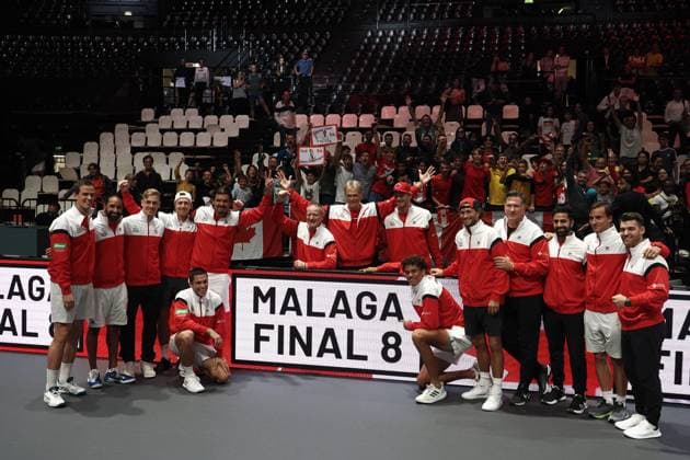 Tennis, Davis Cup, Kanada - Chile Photo Michele Nucci LaPresse - September 16, 2023 Bologna, Italy - tennis - Canada vs. Chile - Finals group A - double match between Alexis Galarneau and Vasek Pospisil (CAN) vs. Alejandro Tabilo and Tomas Barrios Vera (CHI) - Davis Cup 2023 - Unipol Arena. In the pic: Canada team poses for photographers at the end of the match  Copyright: xMichelexNucci LaPresse MichelexNx