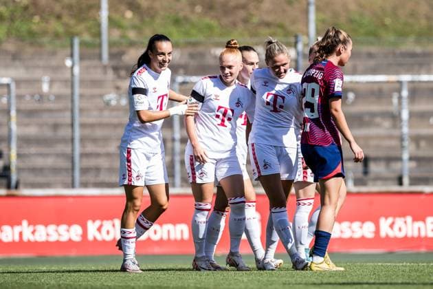 GOOGLE PIXEL Frauen Bundesliga: 1. FC Koeln - RB Leipzig; 17.09.2023 Jubel zum 1:0 durch Marleen Schimmer (1. FC Koeln, 23) GOOGLE PIXEL Frauen Bundesliga, 1. FC Koeln - RB Leipzig, Koeln, Franz-Kremer-Stadion am 17.09.2023 DFB REGULATIONS PROHIBIT ANY USE OF PHOTOGRAPHS AS IMAGE SEQUENCES AND OR QUASI-VIDEO. Copyright: xBEAUTIFULxSPORTS Wunderlx