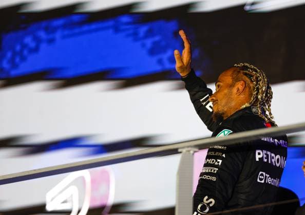 44 Lewis Hamilton (GBR, Mercedes-AMG Petronas F1 Team), F1 Grand Prix of Singapore at Marina Bay Street Circuit on September 17, 2023 in Singapore, Singapore. (Photo by HOCH ZWEI) Singapore Singapore