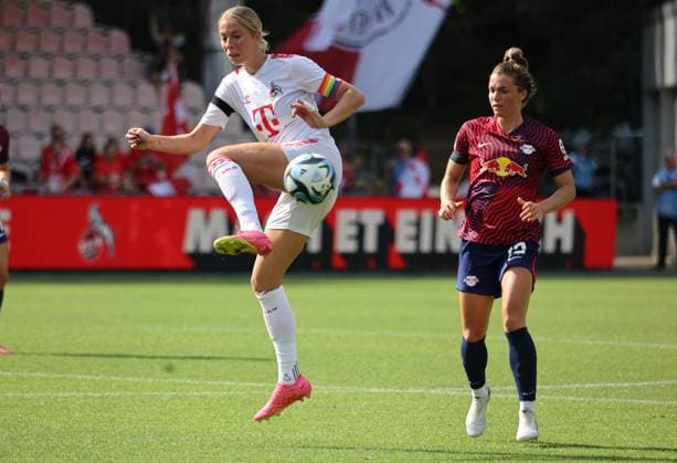 Sharon Beck (Köln), Sandra Starke (Leipzig), 1. FC Köln - RB Leipzig, Google Pixel Frauen Bundesliga, 1. Spieltag, Köln, Deutschland, 17.09.2023.