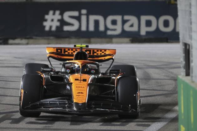 Formel 1, GP Singapur, Das Rennen 4 LANDO NORRIS (GBR) MCLAREN FORMULA 1 TEAM (GBR) MCLAREN MCL60 - MERCEDES FORMULE 1 : Grand Prix de Singapour - 17 09 2023 MPSAgency Panoramic 