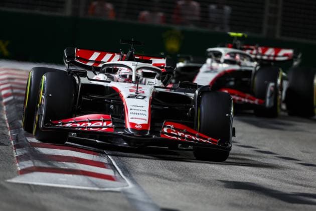 20 Kevin Magnussen (DNK, MoneyGram Haas F1 Team), F1 Grand Prix of Singapore at Marina Bay Street Circuit on September 17, 2023 in Singapore, Singapore. (Photo by HOCH ZWEI) Singapore Singapore